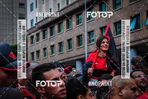 Buy your photos of the eventFlamengo Campe�o da libertadores - Chegada dos jogadores on Fotop