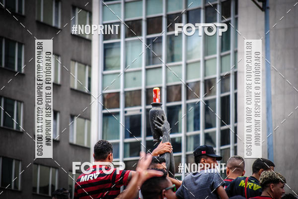 Buy your photos of the eventFlamengo Campe�o da libertadores - Chegada dos jogadores on Fotop