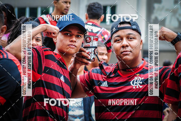 Buy your photos of the eventFlamengo Campe�o da libertadores - Chegada dos jogadores on Fotop