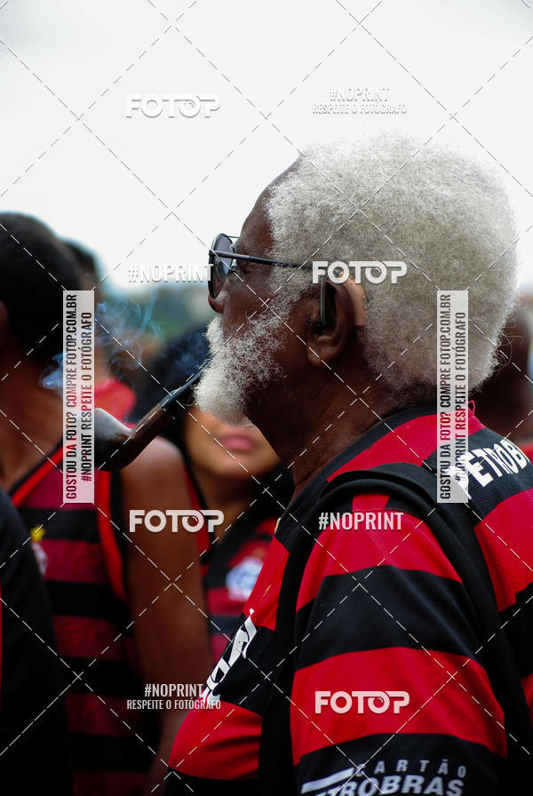 Buy your photos of the eventFlamengo Campe�o da libertadores - Chegada dos jogadores on Fotop