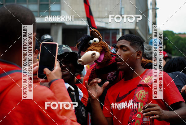 Buy your photos of the eventFlamengo Campe�o da libertadores - Chegada dos jogadores on Fotop