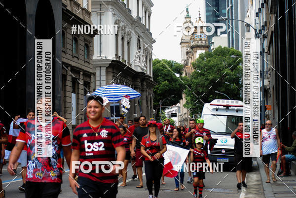 Compre suas fotos do eventoFlamengo Campe�o da libertadores - Chegada dos jogadores no Fotop