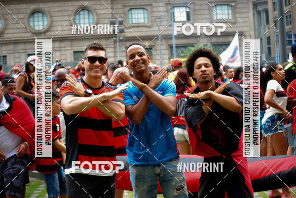 Compre suas fotos do eventoFlamengo Campe�o da libertadores - Chegada dos jogadores no Fotop