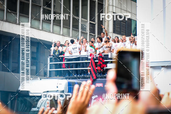 Compre suas fotos do eventoFlamengo Campe�o da libertadores - Chegada dos jogadores no Fotop