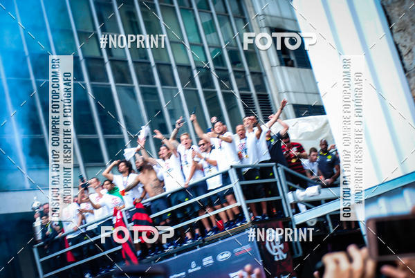 Compre suas fotos do eventoFlamengo Campe�o da libertadores - Chegada dos jogadores no Fotop