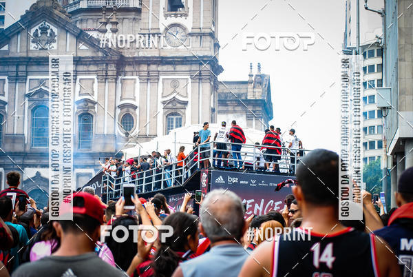 Compre suas fotos do eventoFlamengo Campe�o da libertadores - Chegada dos jogadores no Fotop