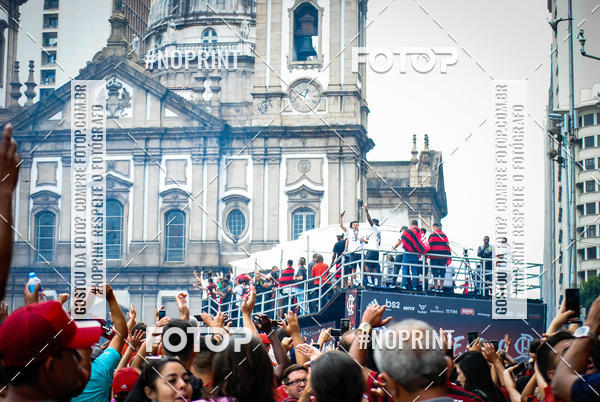 Achetez vos photos de l'�v�nementFlamengo Campe�o da libertadores - Chegada dos jogadores sur Fotop