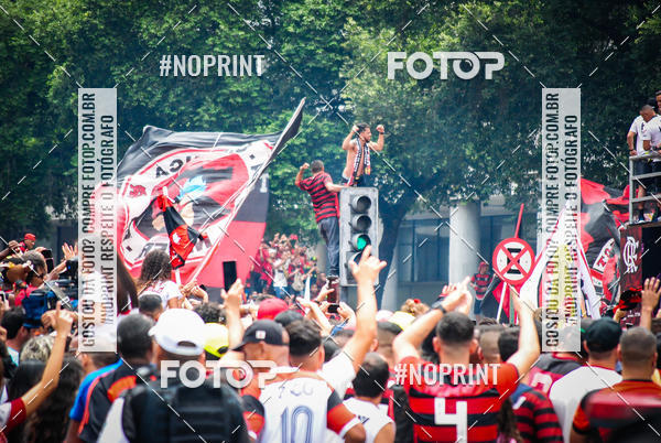 Achetez vos photos de l'�v�nementFlamengo Campe�o da libertadores - Chegada dos jogadores sur Fotop