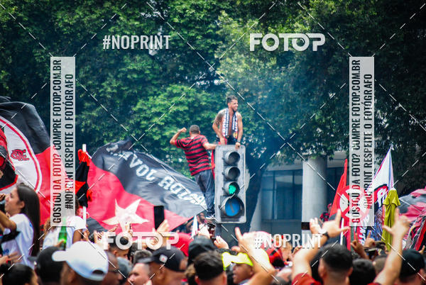 Achetez vos photos de l'�v�nementFlamengo Campe�o da libertadores - Chegada dos jogadores sur Fotop