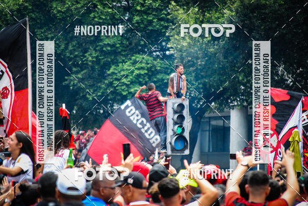 Achetez vos photos de l'�v�nementFlamengo Campe�o da libertadores - Chegada dos jogadores sur Fotop