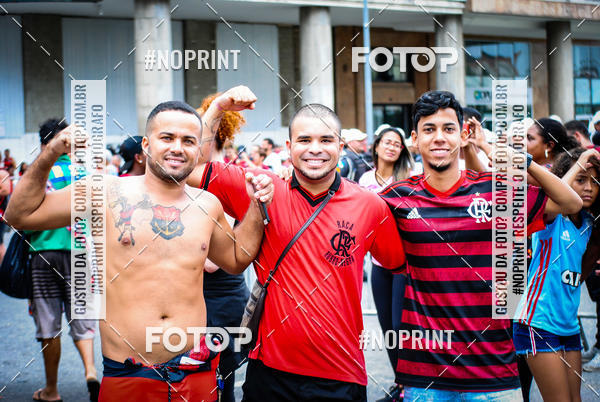 Achetez vos photos de l'�v�nementFlamengo Campe�o da libertadores - Chegada dos jogadores sur Fotop