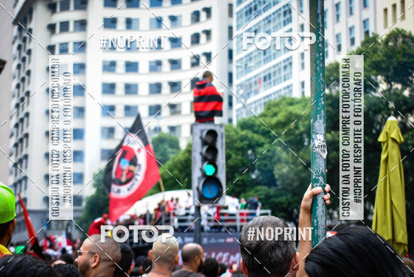 Achetez vos photos de l'�v�nementFlamengo Campe�o da libertadores - Chegada dos jogadores sur Fotop