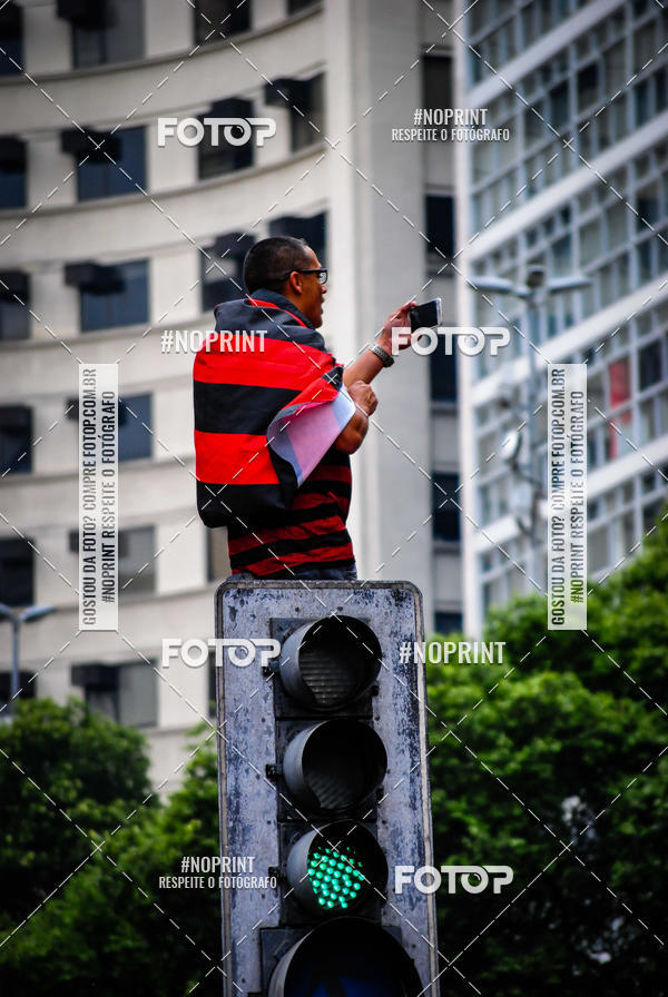 Achetez vos photos de l'�v�nementFlamengo Campe�o da libertadores - Chegada dos jogadores sur Fotop