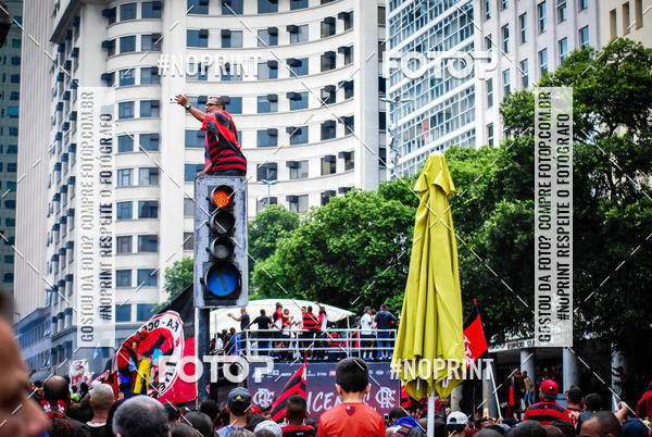 Buy your photos of the eventFlamengo Campe�o da libertadores - Chegada dos jogadores on Fotop