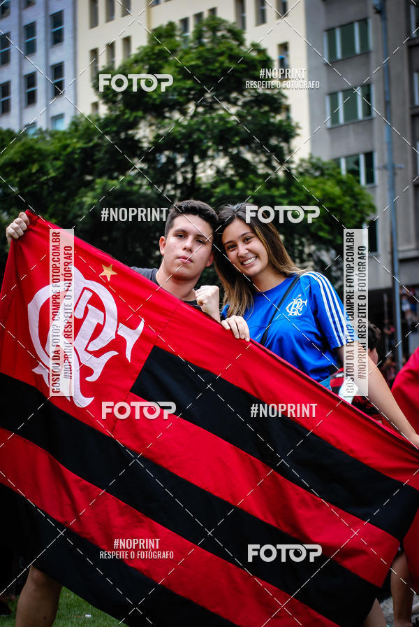 Buy your photos of the eventFlamengo Campe�o da libertadores - Chegada dos jogadores on Fotop