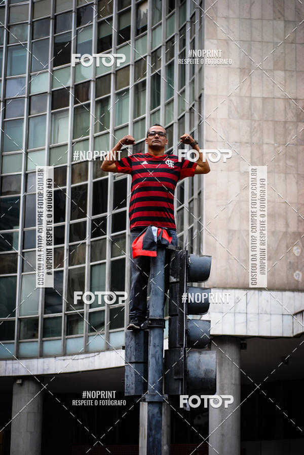 Buy your photos of the eventFlamengo Campe�o da libertadores - Chegada dos jogadores on Fotop