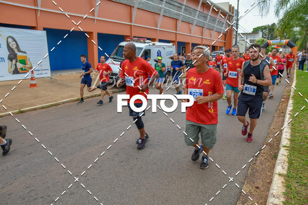 Buy your photos of the eventCorrida Da Educa��o on Fotop