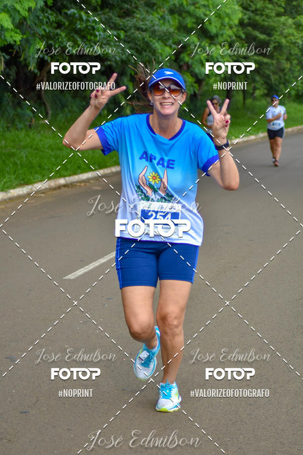 Buy your photos of the eventCorrida Da Educa��o on Fotop