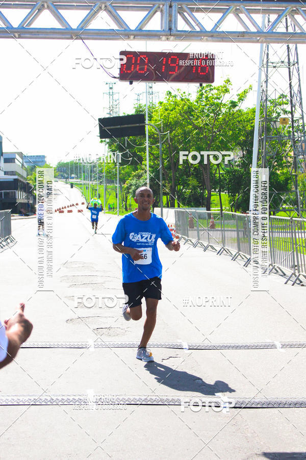 Compre suas fotos do eventoCorrida e Caminhada Azul no Fotop