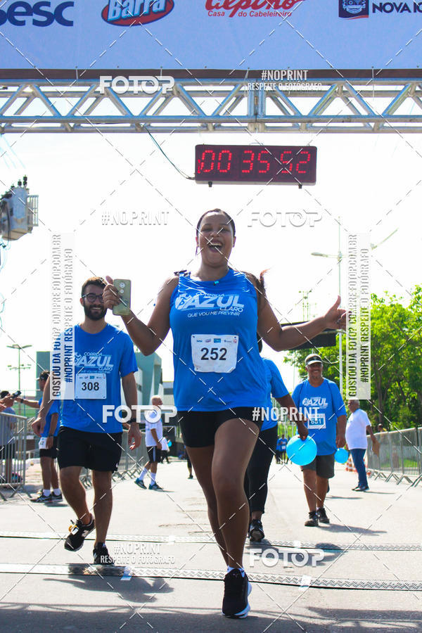 Compre as suas fotos do eventoCorrida e Caminhada Azul no Fotop
