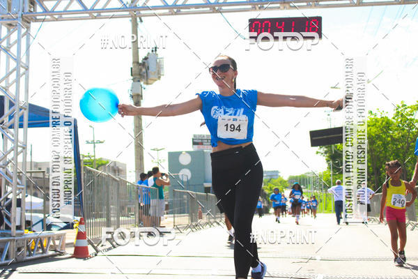 Compra tus fotos del eventoCorrida e Caminhada Azul En Fotop