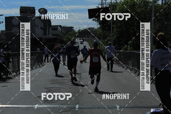 Compre as suas fotos do eventoCorrida e Caminhada Azul no Fotop