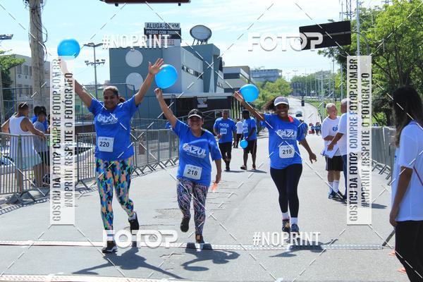 Achetez vos photos de l'vnementCorrida e Caminhada Azul sur Fotop