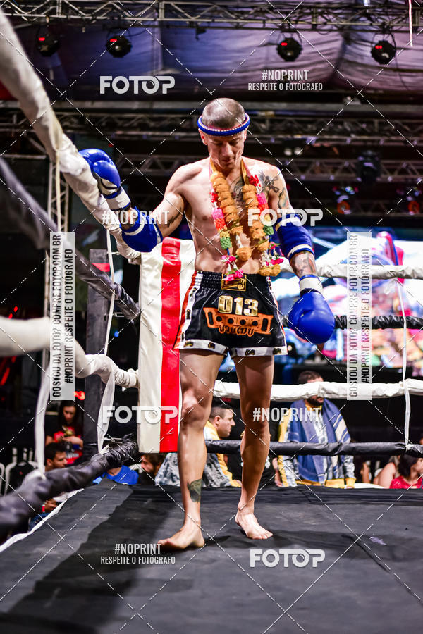 Buy your photos of the eventWAR Muay Thai Fight (24/11/2019) on Fotop