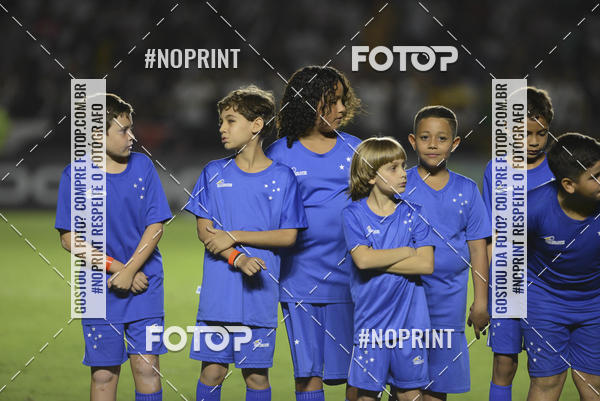 Achetez vos photos de l'vnementVasco x Cruzeiro  So Janurio - 02/12/2019 sur Fotop