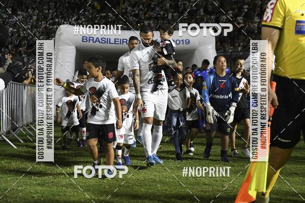 Achetez vos photos de l'vnementVasco x Cruzeiro  So Janurio - 02/12/2019 sur Fotop