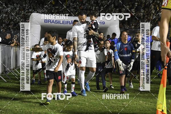 Achetez vos photos de l'vnementVasco x Cruzeiro  So Janurio - 02/12/2019 sur Fotop