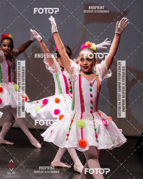 Buy your photos of the eventO Circo - Studio Talita Brasil on Fotop