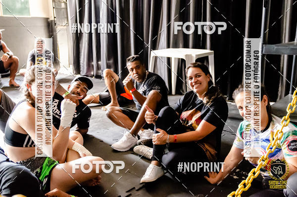 Buy your photos of the eventShow Time Kickboxing 10 (27/10/2019) on Fotop