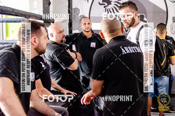 Buy your photos of the eventShow Time Kickboxing 10 (27/10/2019) on Fotop