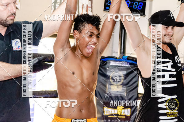 Buy your photos of the eventShow Time Kickboxing 10 (27/10/2019) on Fotop