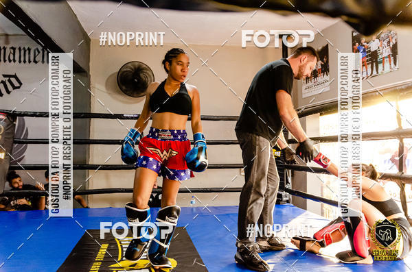 Buy your photos of the eventShow Time Kickboxing 10 (27/10/2019) on Fotop