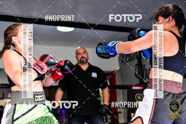 Buy your photos of the eventShow Time Kickboxing 10 (27/10/2019) on Fotop