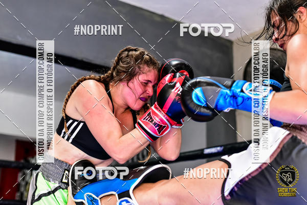 Buy your photos of the eventShow Time Kickboxing 10 (27/10/2019) on Fotop