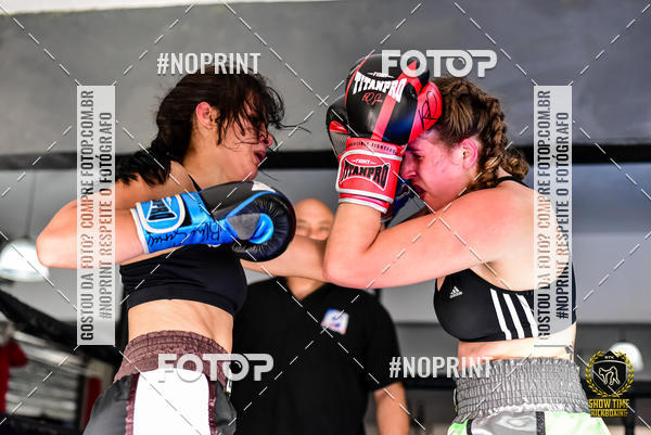 Buy your photos of the eventShow Time Kickboxing 10 (27/10/2019) on Fotop