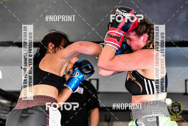 Buy your photos of the eventShow Time Kickboxing 10 (27/10/2019) on Fotop