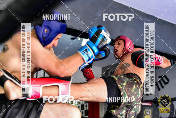 Buy your photos of the eventShow Time Kickboxing 10 (27/10/2019) on Fotop