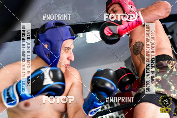 Buy your photos of the eventShow Time Kickboxing 10 (27/10/2019) on Fotop