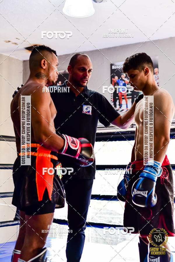 Buy your photos of the eventShow Time Kickboxing 10 (27/10/2019) on Fotop