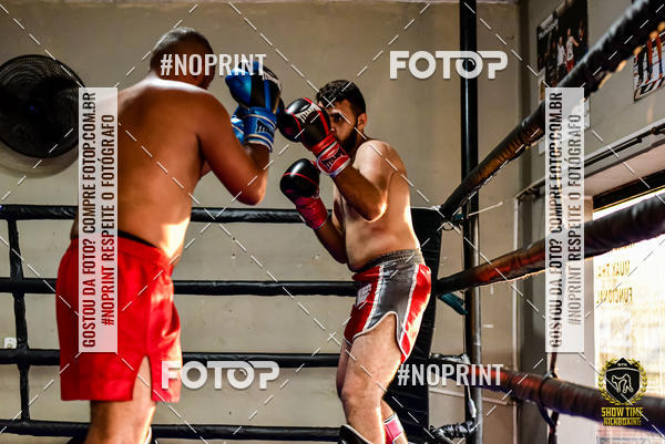 Buy your photos of the eventShow Time Kickboxing 10 (27/10/2019) on Fotop