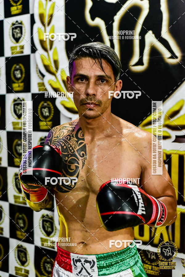 Buy your photos of the eventShow Time Kickboxing 10 (27/10/2019) on Fotop