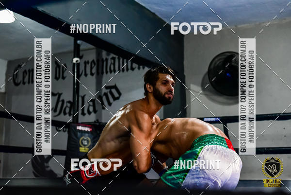 Buy your photos of the eventShow Time Kickboxing 10 (27/10/2019) on Fotop