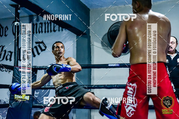 Buy your photos of the eventShow Time Kickboxing 10 (27/10/2019) on Fotop
