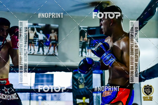 Buy your photos of the eventShow Time Kickboxing 10 (27/10/2019) on Fotop