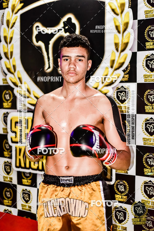 Buy your photos of the eventShow Time Kickboxing 10 (27/10/2019) on Fotop