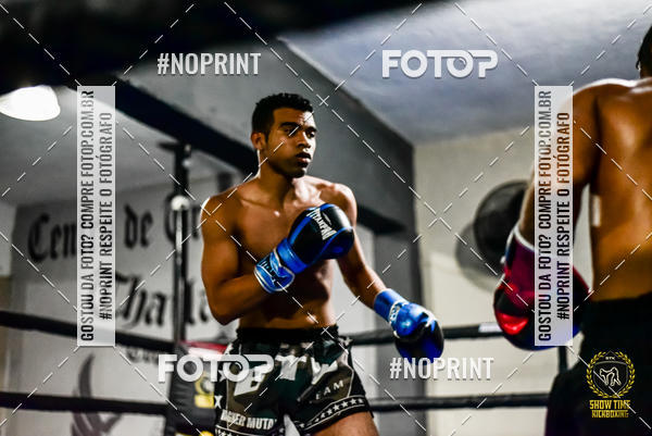 Buy your photos of the eventShow Time Kickboxing 10 (27/10/2019) on Fotop